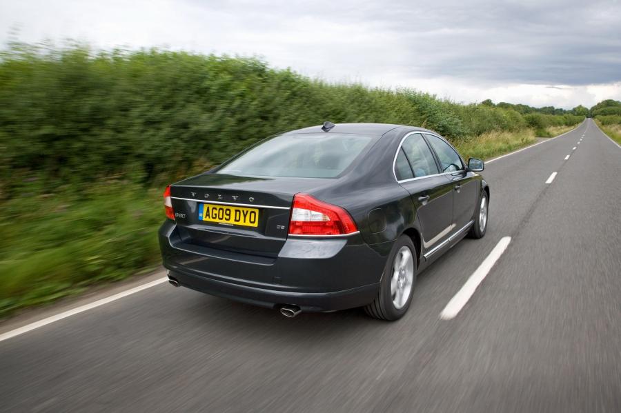  Volvo S80 2009 года  (фото 56 из 76)